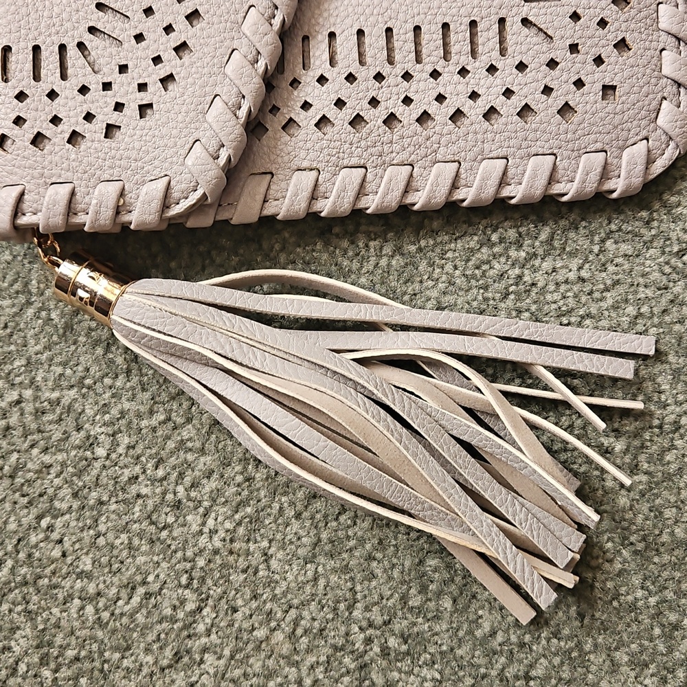 Moda LUXE Gray Clutch With Tassle - Picture 5 of 16